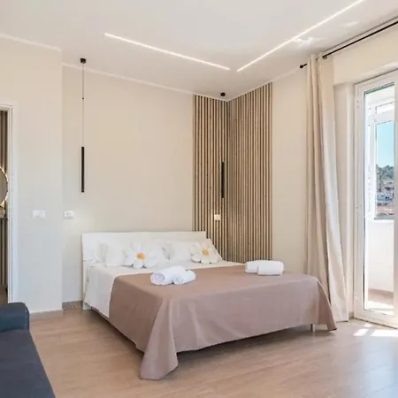 Vj Giardini Naxos
